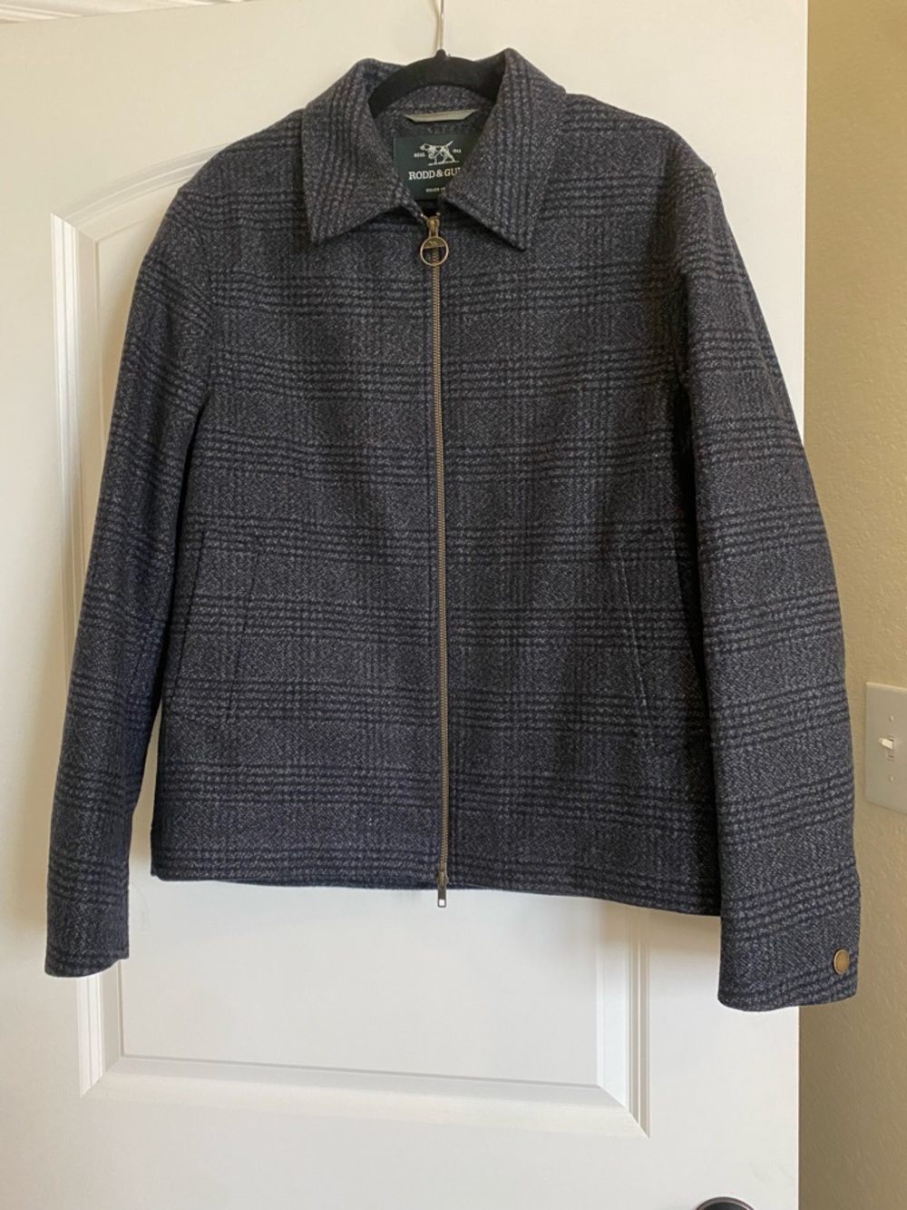 Rodd & Gunn Men’s Charcoal Plaid Zip-Front Jacket